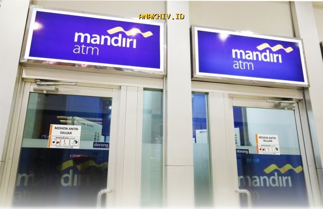 Cara Mudah Tarik Tunai Pecahan Kecil di ATM Mandiri Tanpa Antre!
