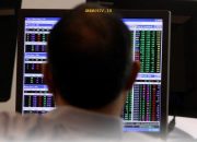 IHSG Melesat Tajam Tembus 8.396, Investor Antusias!