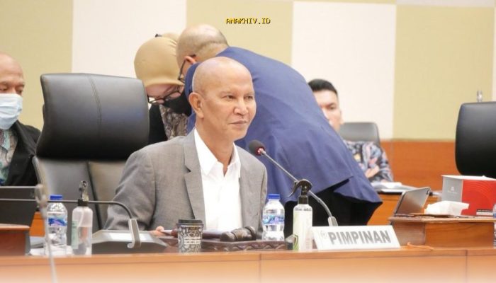 Mengapa DPR Tak Berwenang Tutup Ritel Modern? Said Abdullah Bongkar Fakta Mengejutkan!