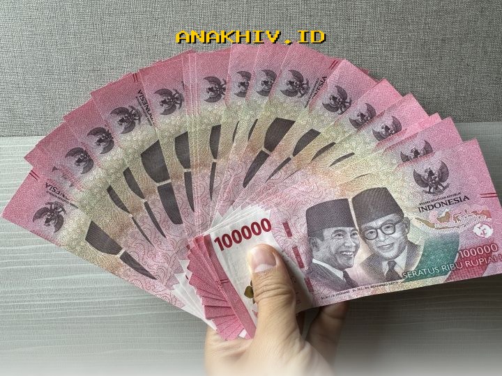 Rupiah Anjlok 0,14% pada Jumat Pagi, Sentuh Level Rp16.783!