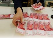Rupiah Menguat Tajam, Sentuh Level Rp16.853 per Dolar AS!
