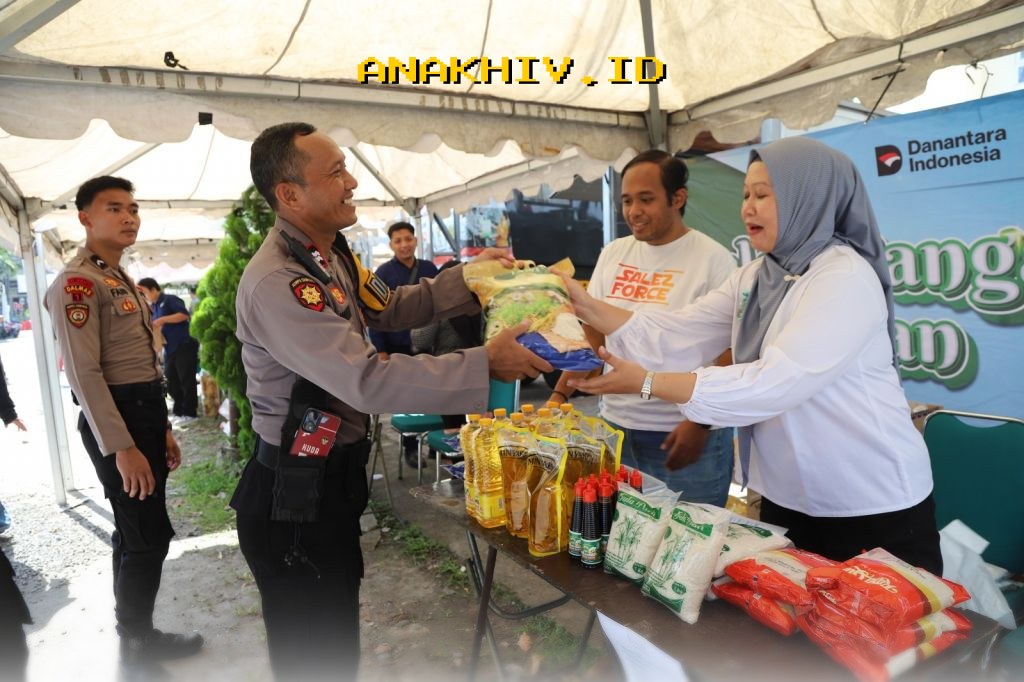 Bazar Sembako Murah Meriah di Solo, Harga Di Bawah Pasaran!