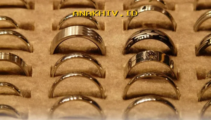 Emas 24 Karat Tetap Rp2.645.000 per Gram pada 16 Maret 2026, Apakah Ini Tanda Investasi yang Aman?