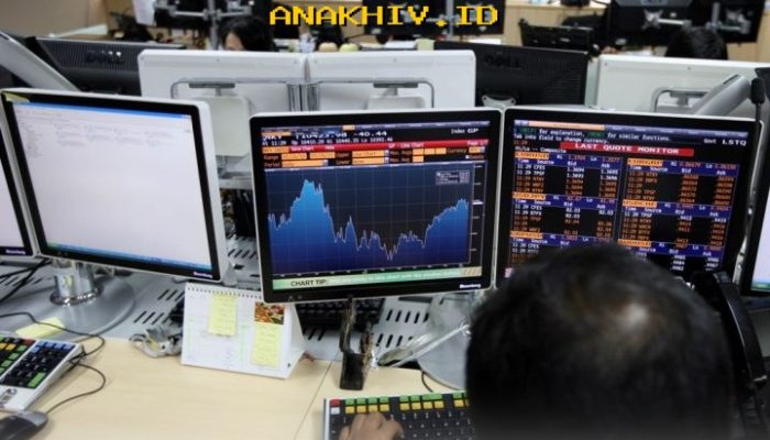 IHSG Terperosok ke Level 7.389, Investor Waspadai Risiko Pasar?