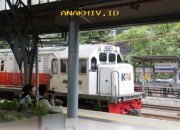Lebaran 2026: Tiket Kereta Terjual Habis, KAI Ungkap Sisa Kursi yang Masih Tersedia!