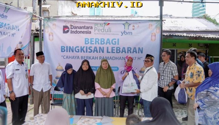 Lebaran Semakin Dekat, PLN EPI Bagikan 600 Paket Sembako kepada Warga Sekitar!