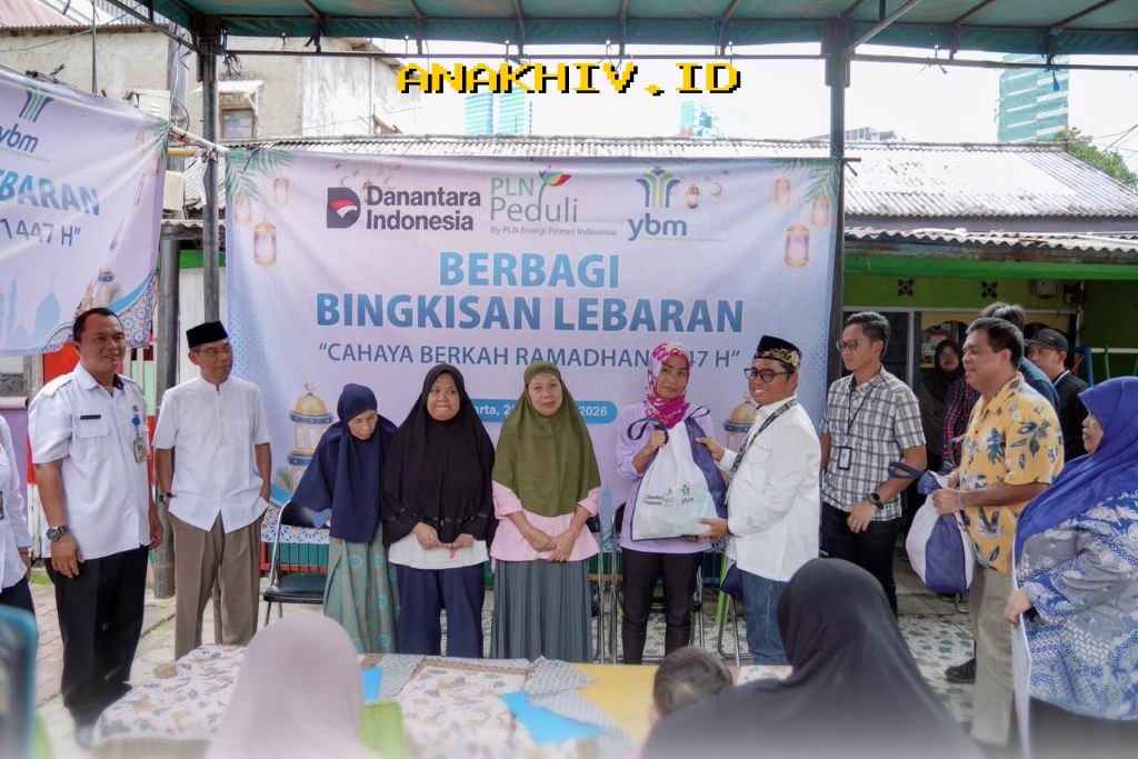 Lebaran Semakin Dekat, PLN EPI Bagikan 600 Paket Sembako kepada Warga Sekitar!