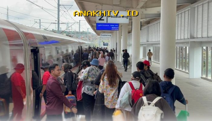 Libur Lebaran Hampir Usai, Tiket Whoosh 20 Ribu Lembar Diperkirakan Ludes Sebelum Libur Berakhir!