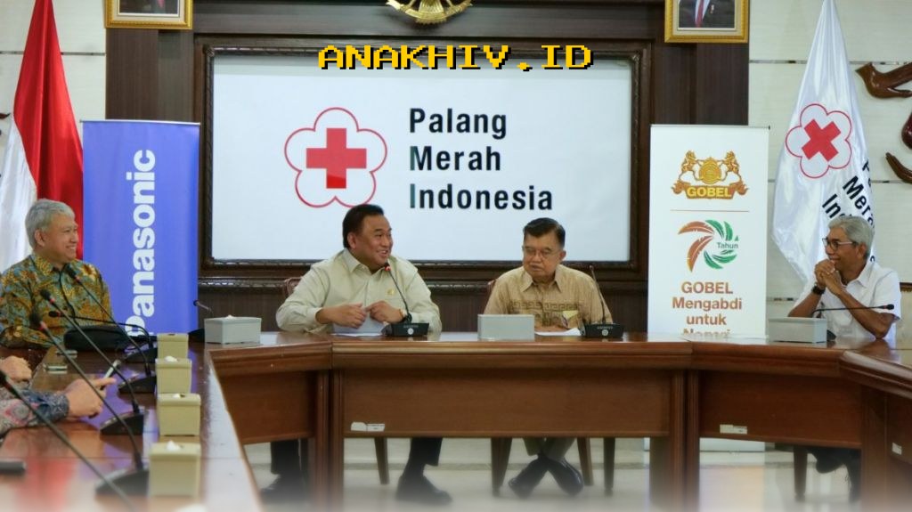 Rachmat Gobel Donasikan Rp2,4 Miliar untuk Palang Merah Indonesia!