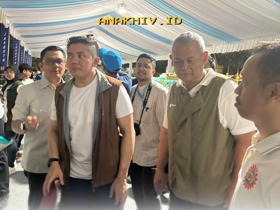 Ribu Paket Pangan Gratis Dibagikan di Monas oleh PT PPI, ID Food, dan Bulog!