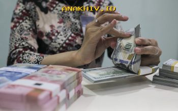 Rupiah Anjlok ke Rp17 Ribu, Dihantam Eskalasi Konflik Internasional!