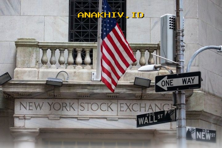 Saham AS Melonjak, Tapi Investor Tetap Waspada Amatiran Iran!