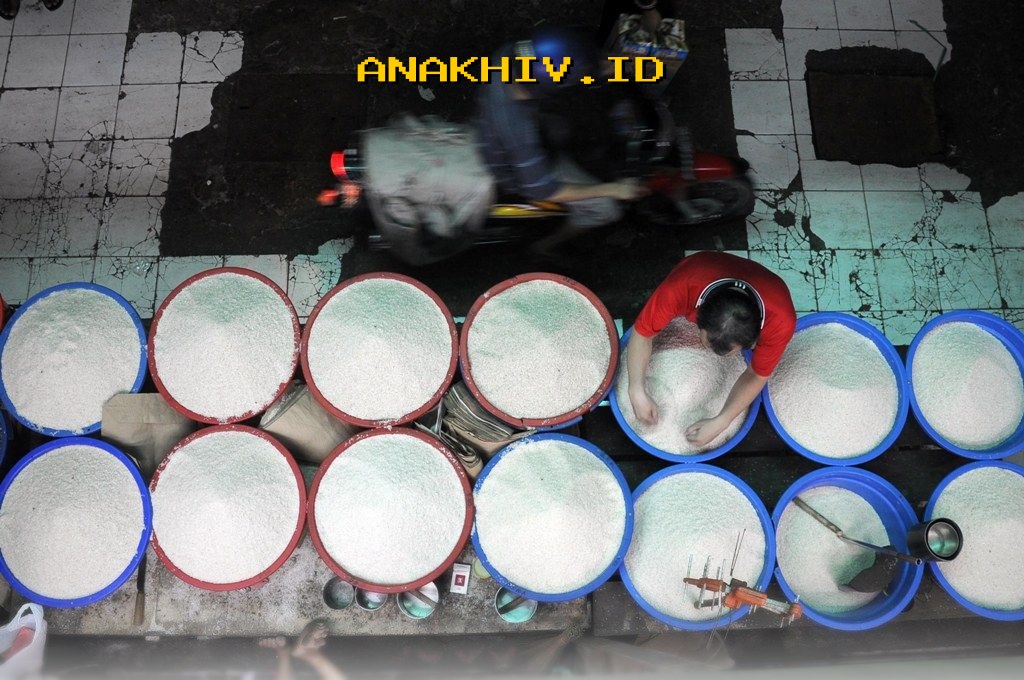 Stok Beras Indonesia Capai 4,3 Juta Ton Saat Dunia Dilanda Ketegangan!