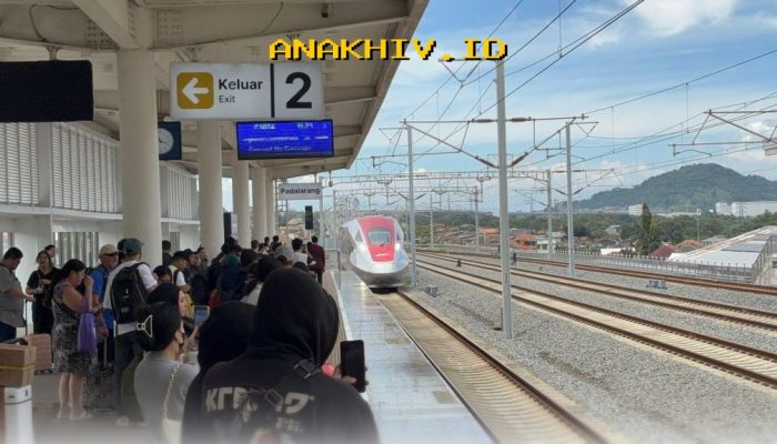 Whoosh Borong 293 Ribu Tiket dalam Masa Angkutan Lebaran 13-30 Maret Ini!