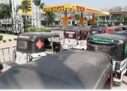 Harga BBM di Kamboja Melonjak Akibat Ketegangan Timur Tengah!